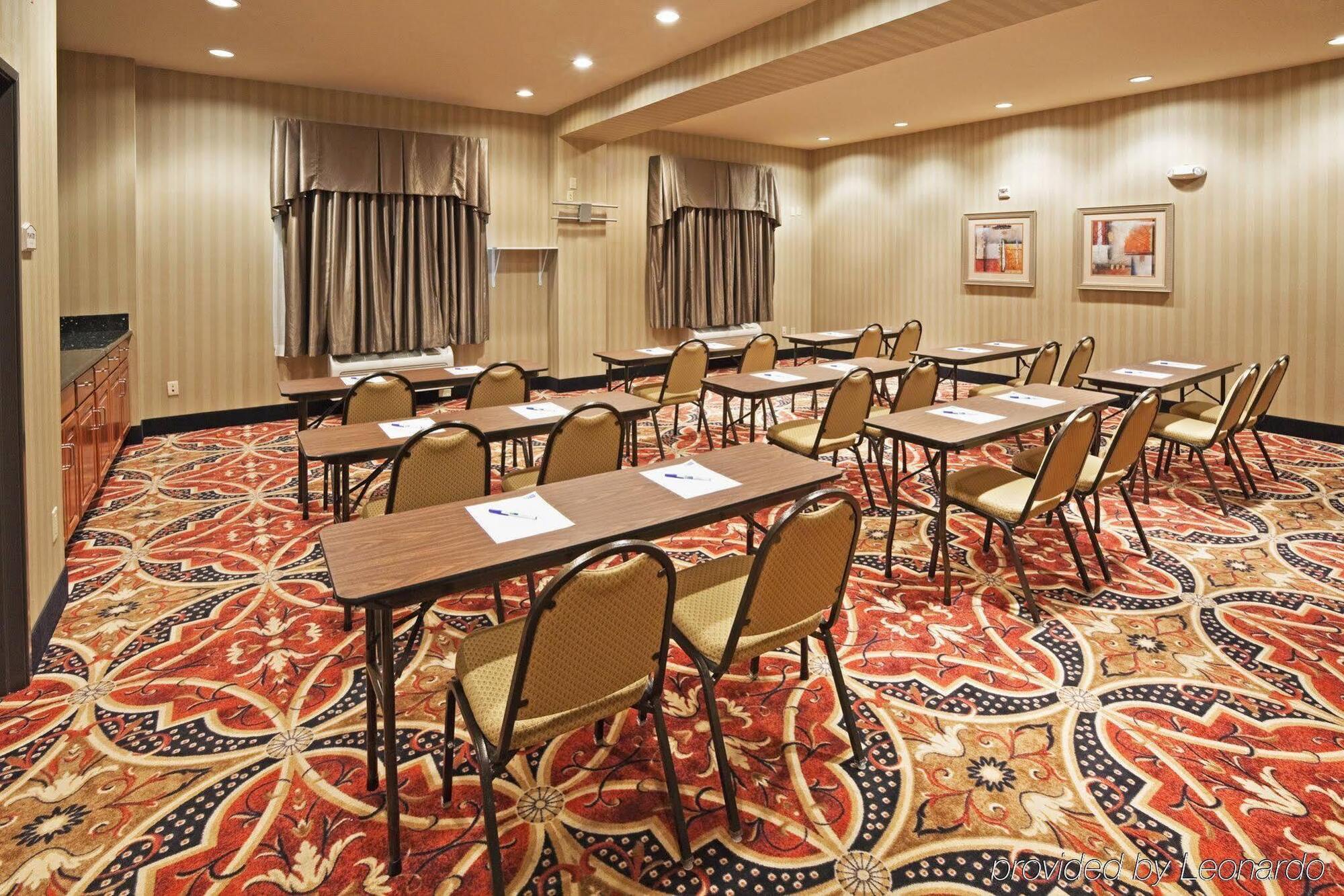 Holiday Inn Express Hotel And Suites Corsicana I-45 By Ihg Bagian luar foto